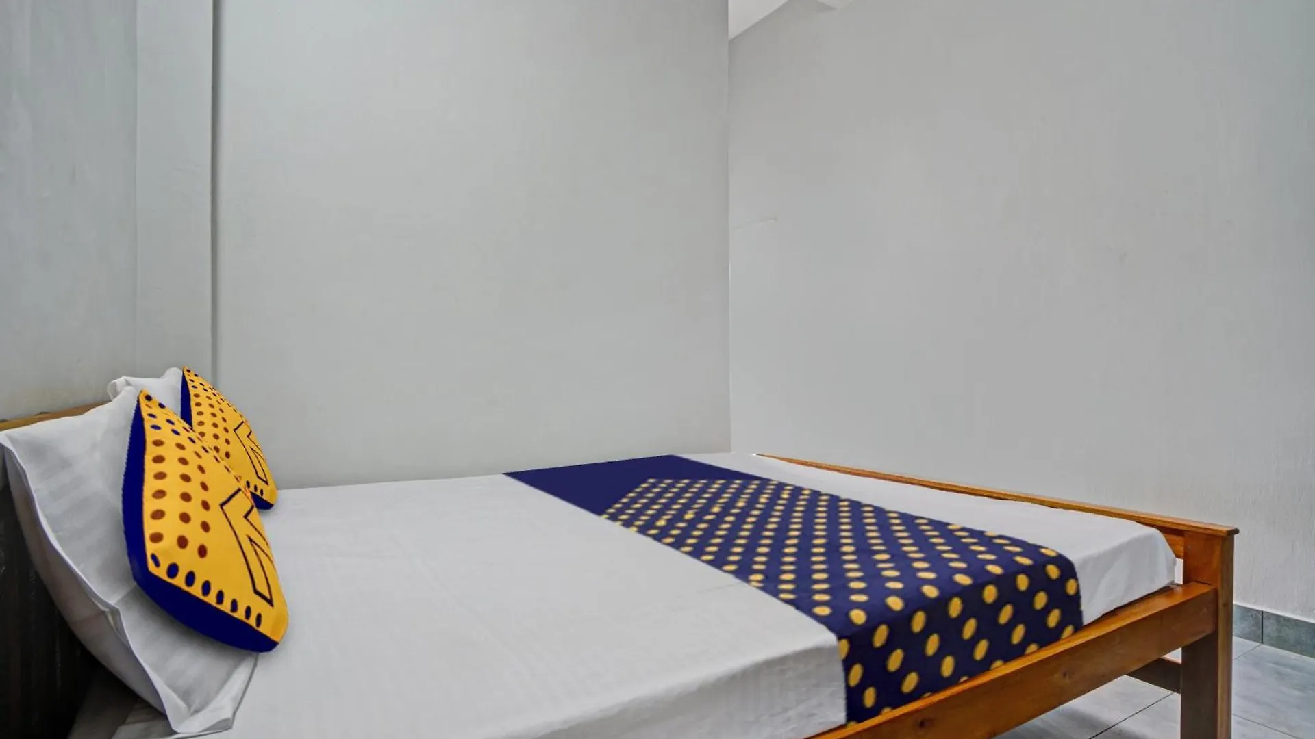 Hotel O Flagship Ocean Stay Elūr 3*,