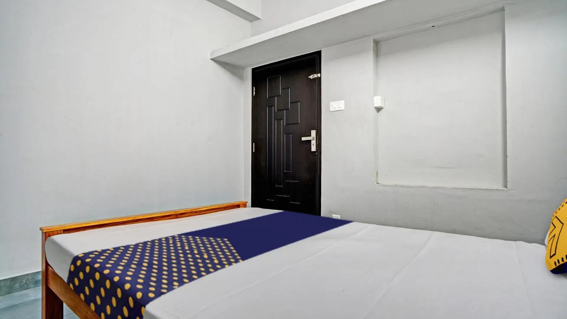 Hotel O Flagship Ocean Stay Elūr