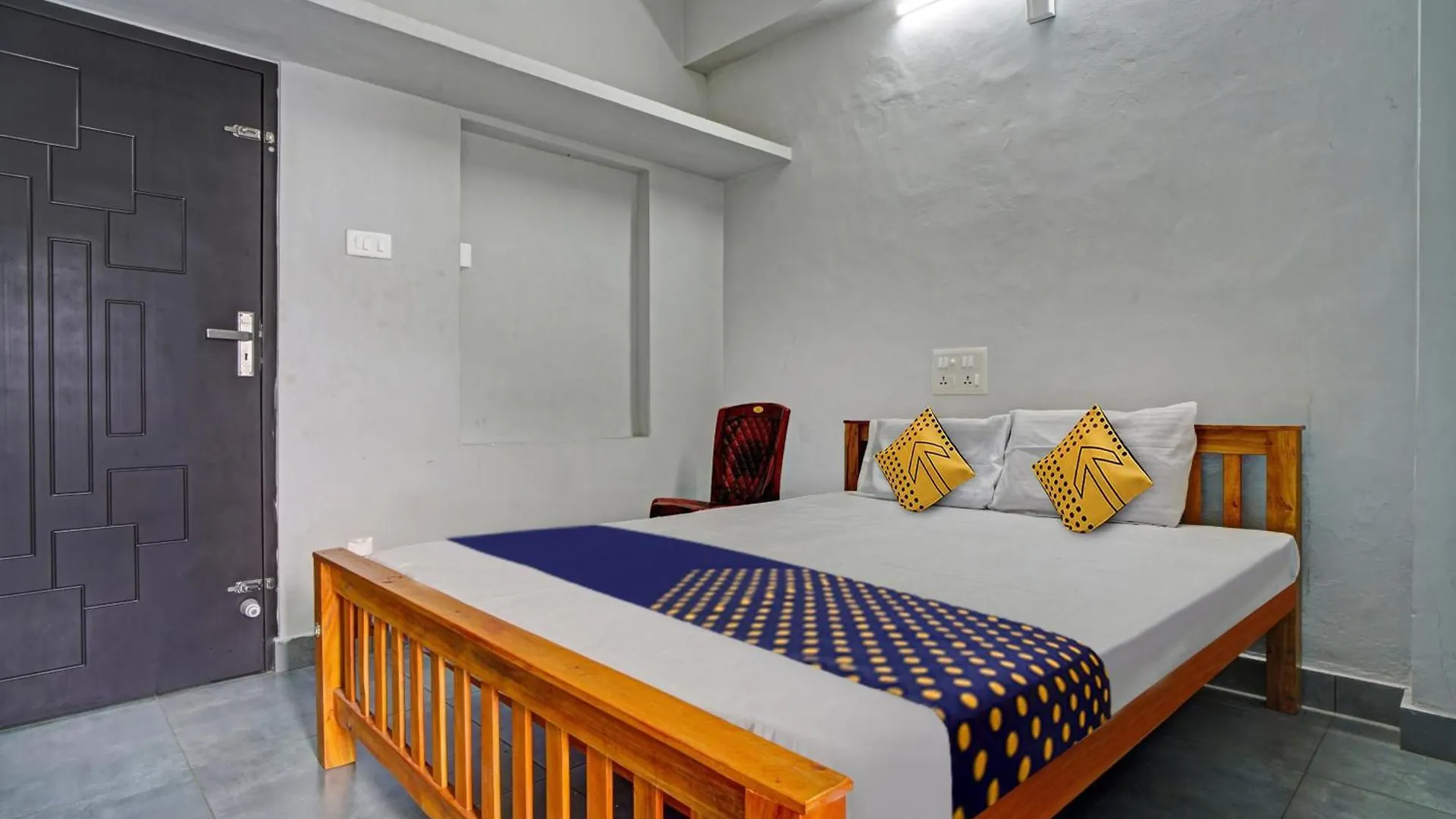 Hotel O Flagship Ocean Stay Elūr