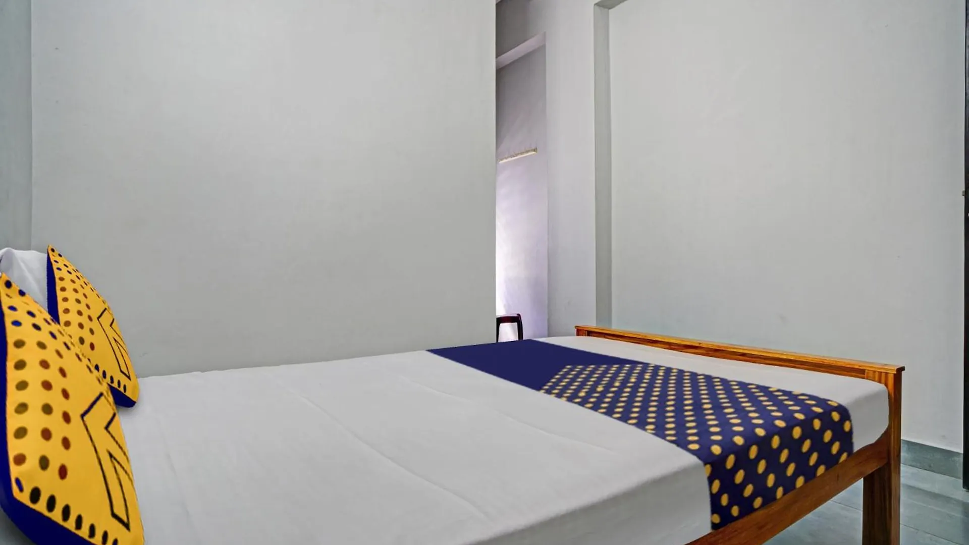 Hotel O Flagship Ocean Stay Elūr 3*,  India
