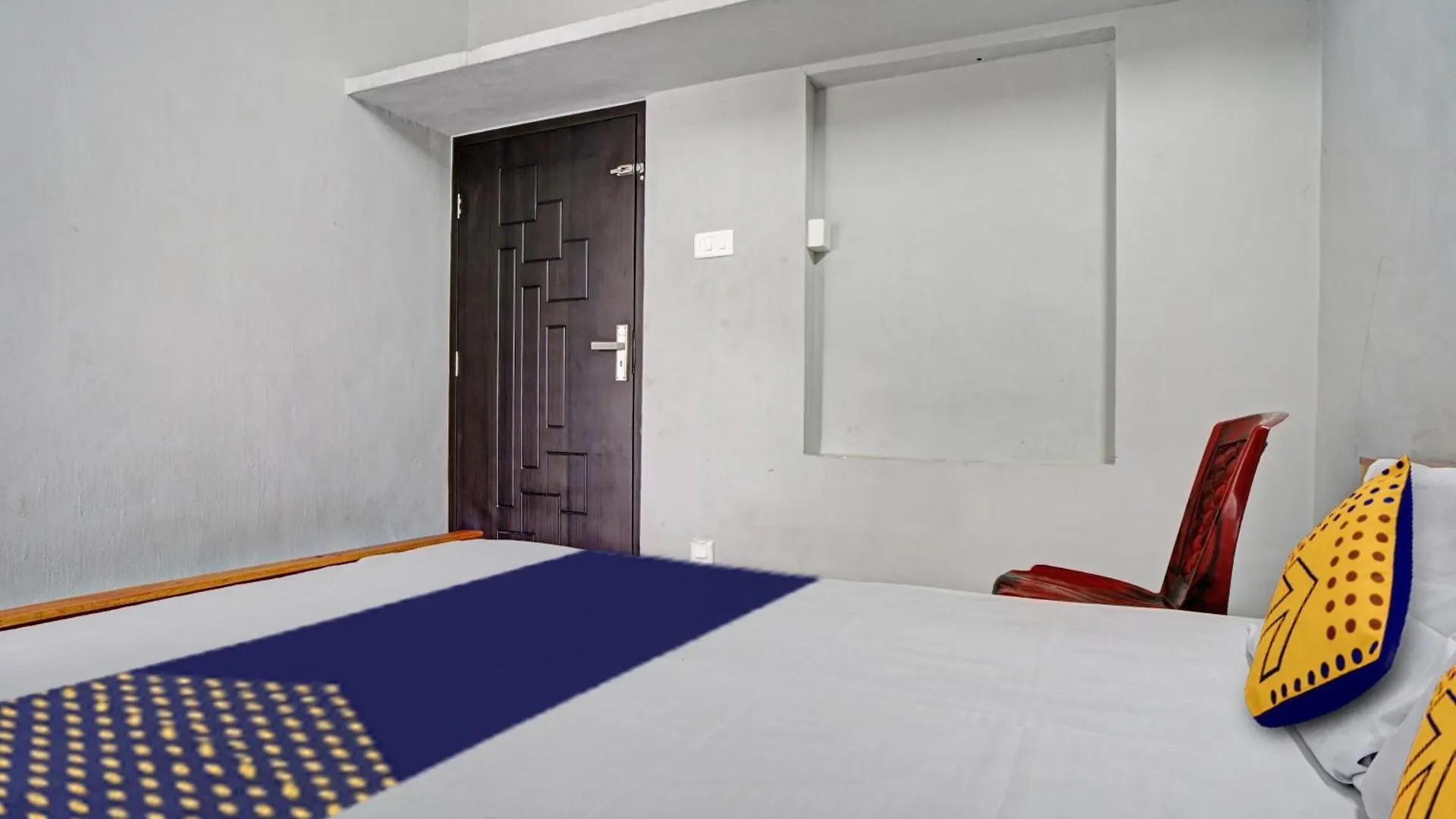 Hotel O Flagship Ocean Stay Elūr